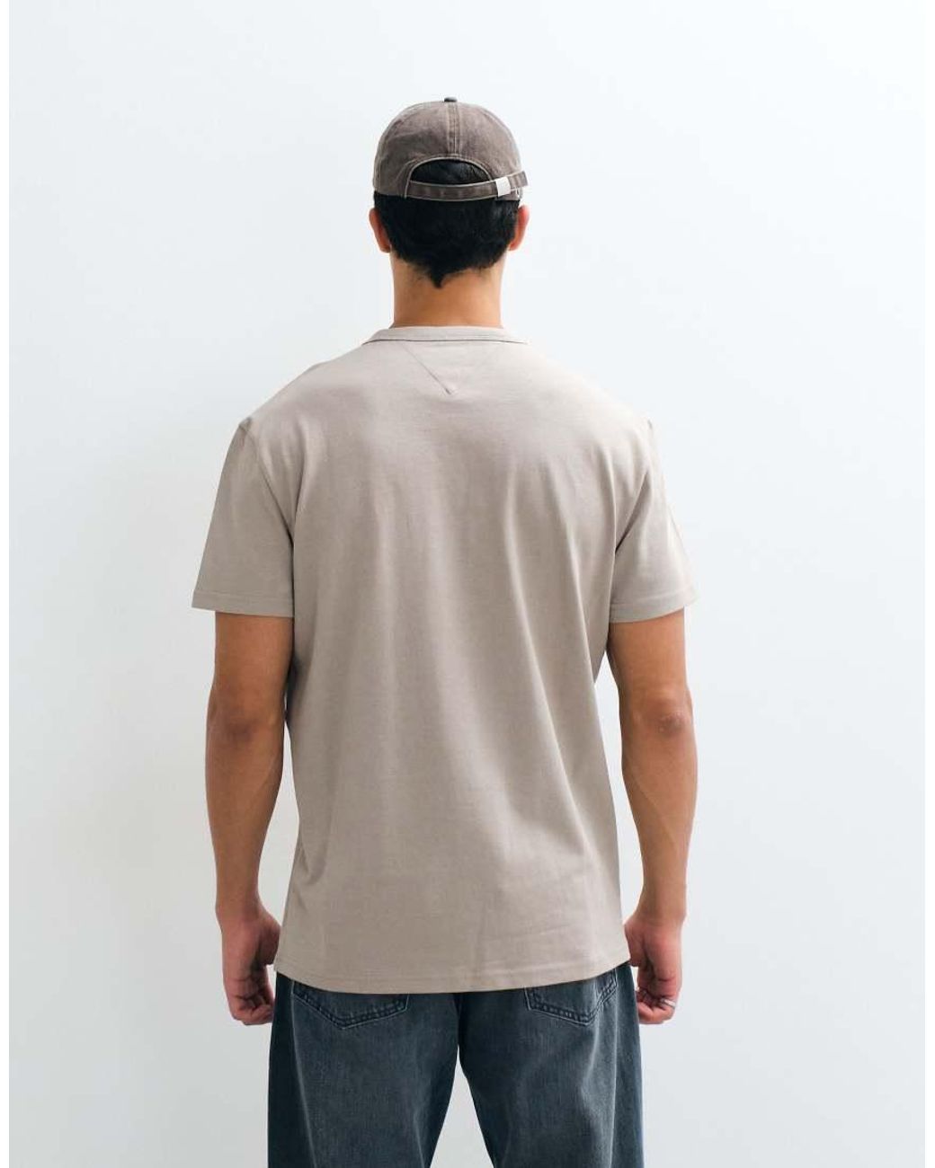 Tommy Hilfiger Gray Badge Logo T-shirt for men