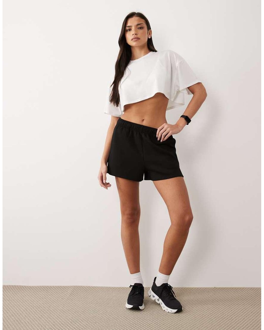 4505 White Performance Jersey Ultra Cropped Quick Dry T-shirt