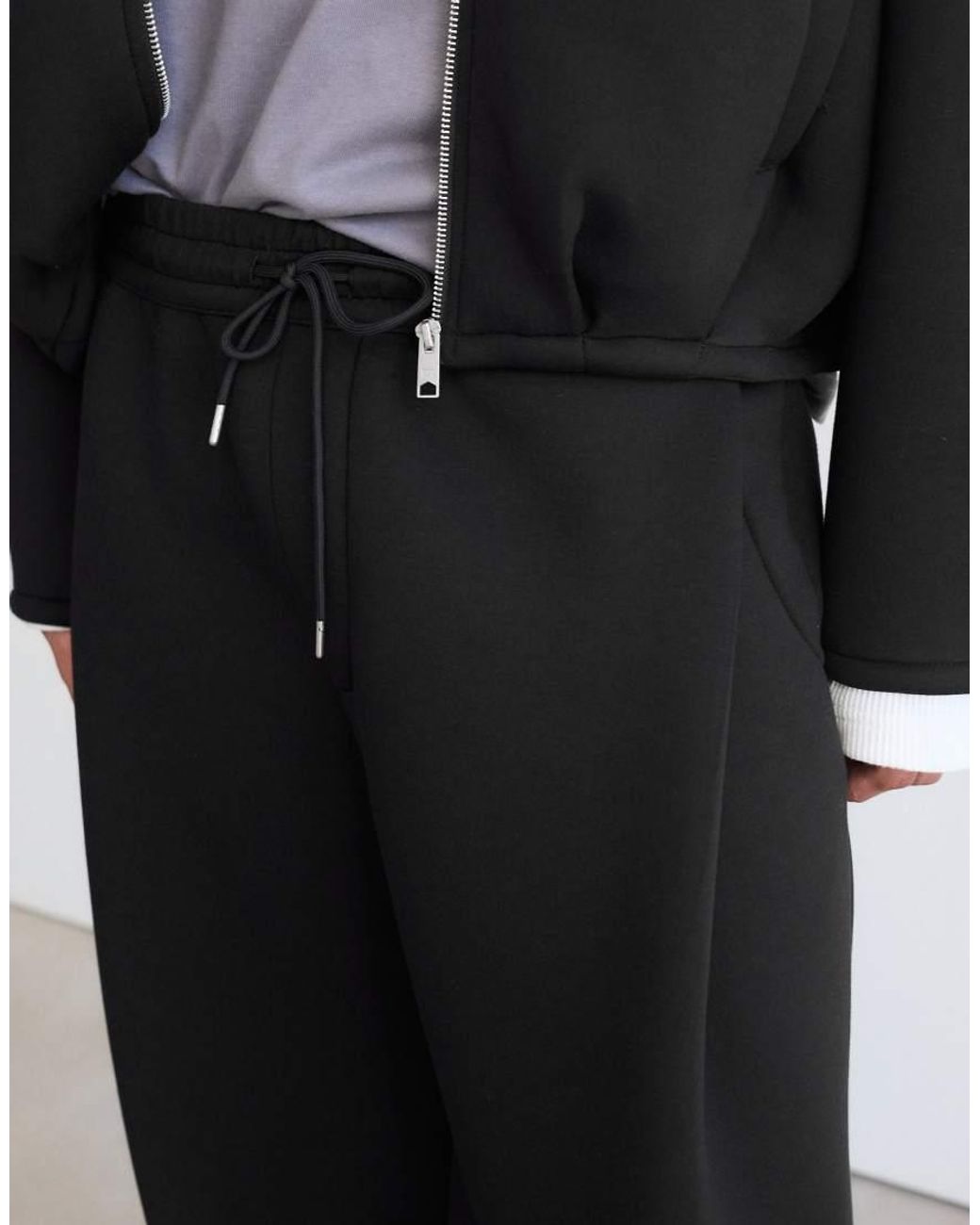 Pull&Bear Black Relaxed Fit Sweatpants for men