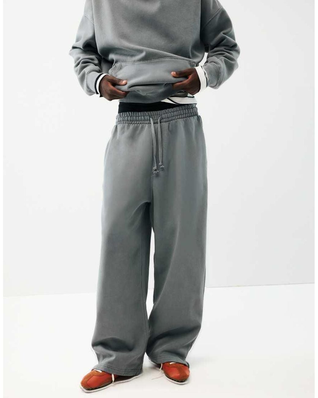 Pull&Bear Gray Stwd Jogger Trousers for men