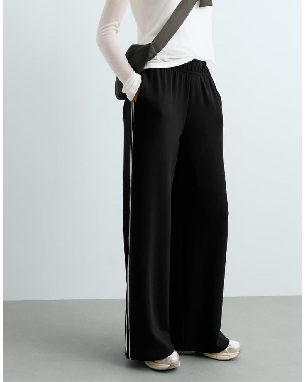 Oysho White Wide-Leg Modal Piping Trousers