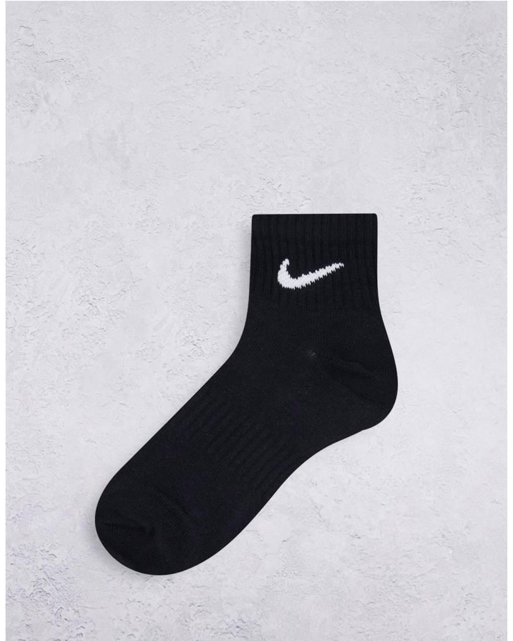 Pack De 3 Pares De Calcetines Tobilleros De Varios Colores Everyday Lightweight De Nike de color Multicolor