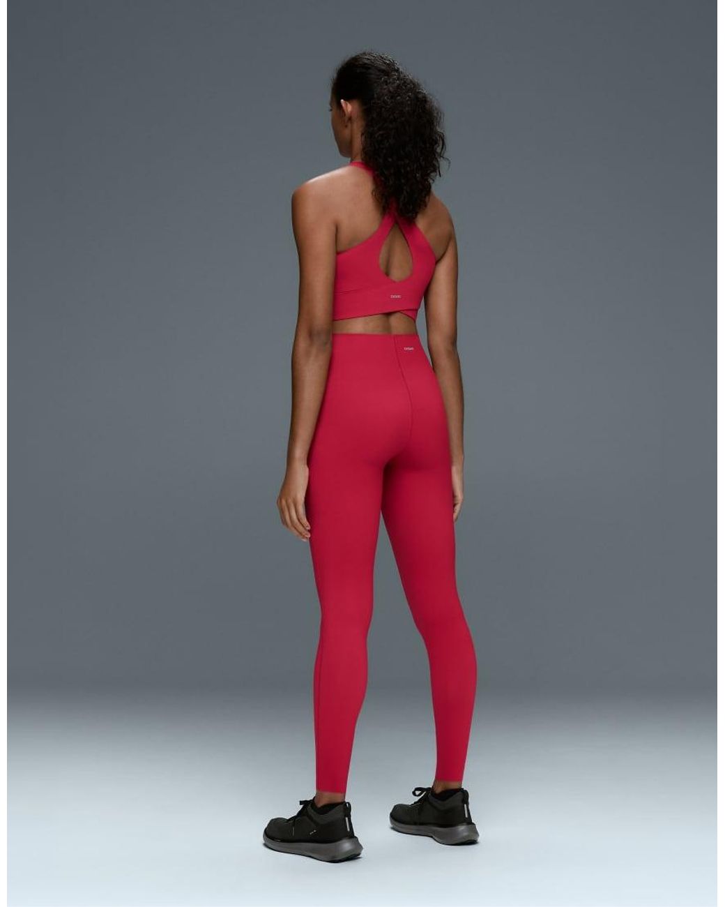 Oysho Red Light Touch Crossover Back Tank Top