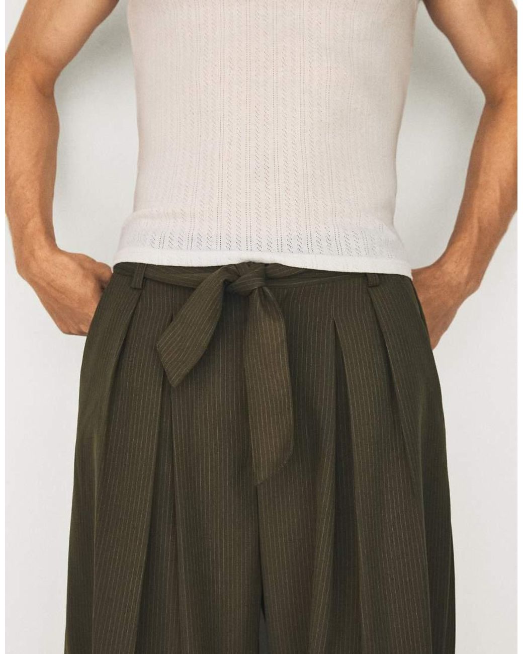 Bershka Green Barrel-leg Trousers With Darts And Belt for men