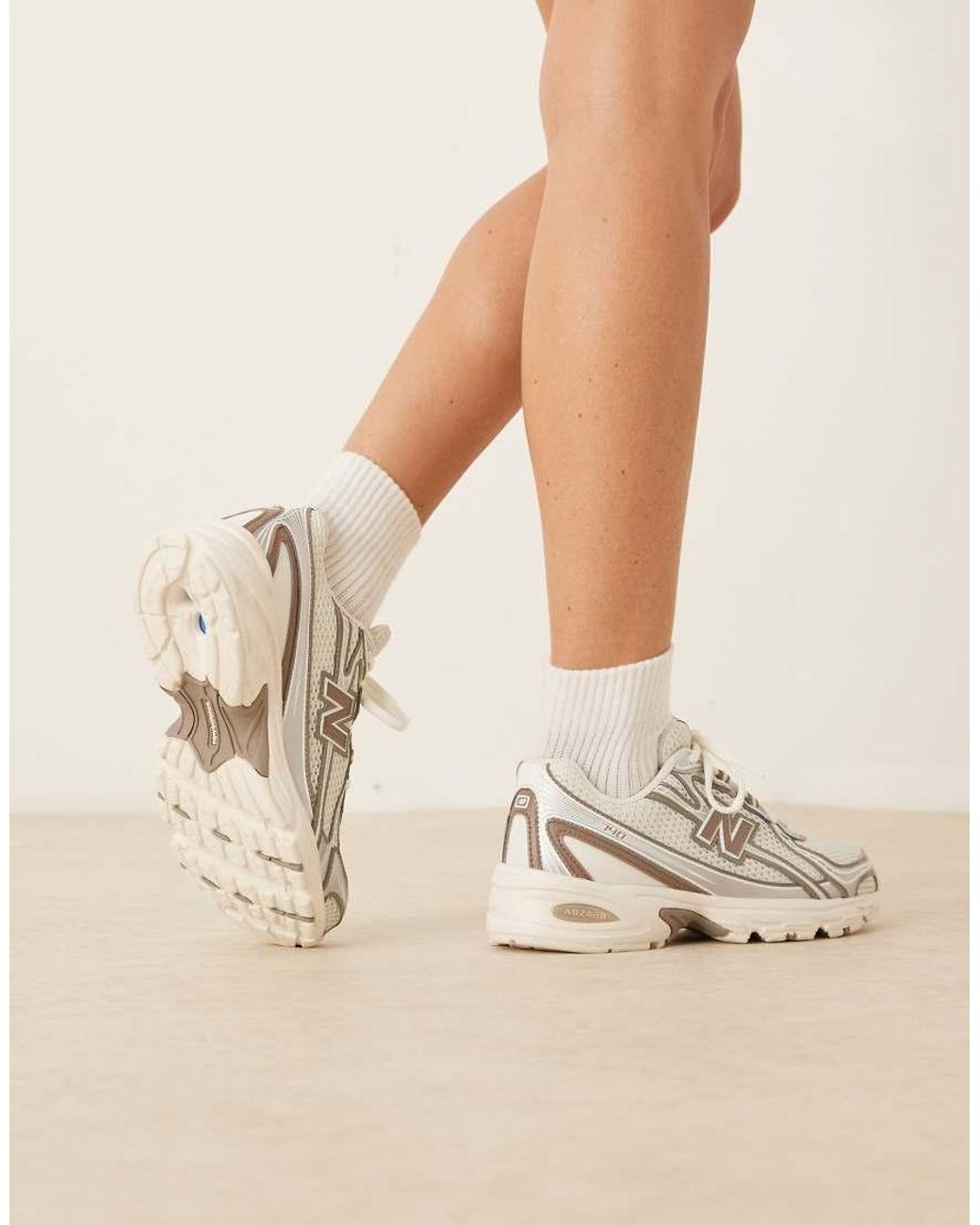 New Balance Natural 740 Unisex Trainers