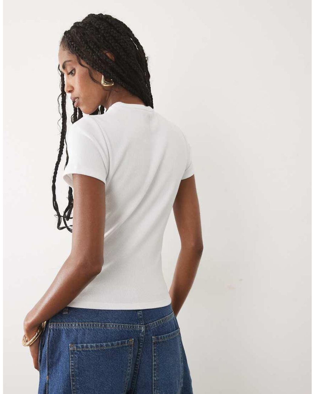 Abercrombie & Fitch White Short Sleeve Seamless Baby Tee