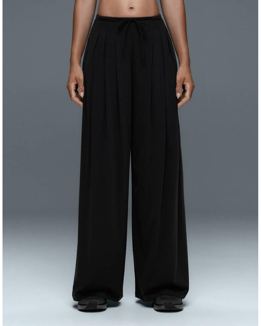 Oysho Gray Light Touch Pleated Wide-Leg Trousers