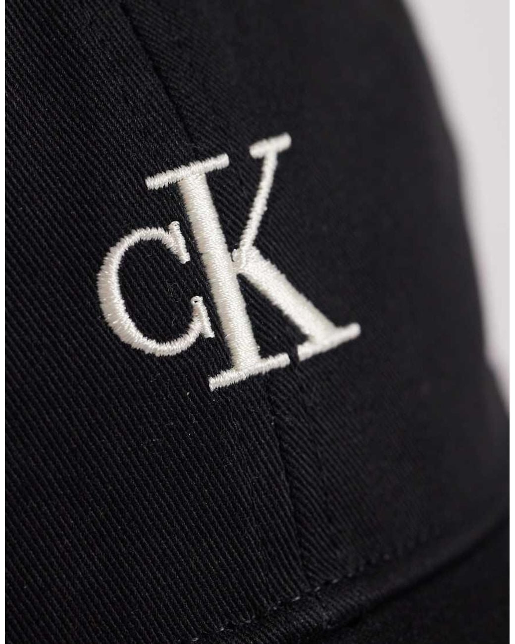 Calvin Klein Blue Embroidered Logo Cap for men