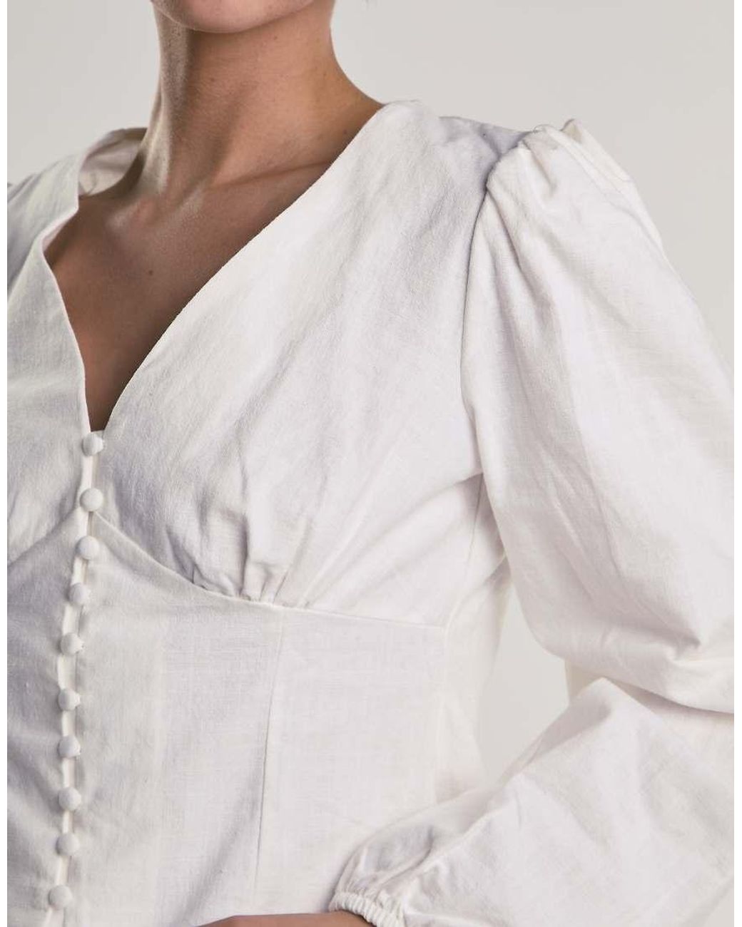 Glamorous White Long Sleeve Button Front V-Neck Blouse