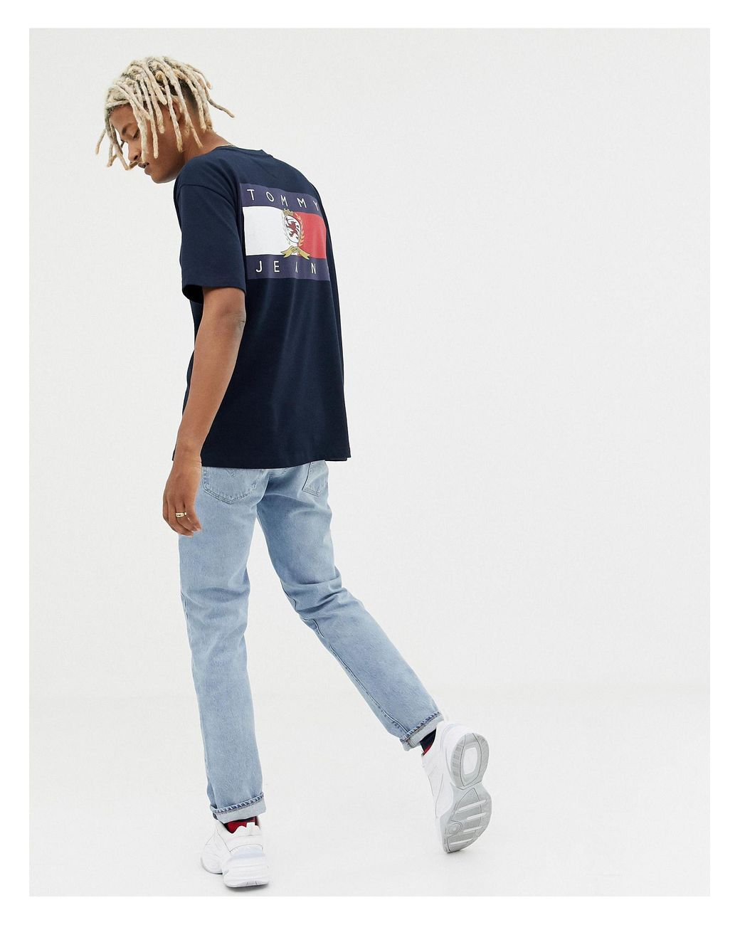 Tommy jeans 6.0 best sale capsule t shirt