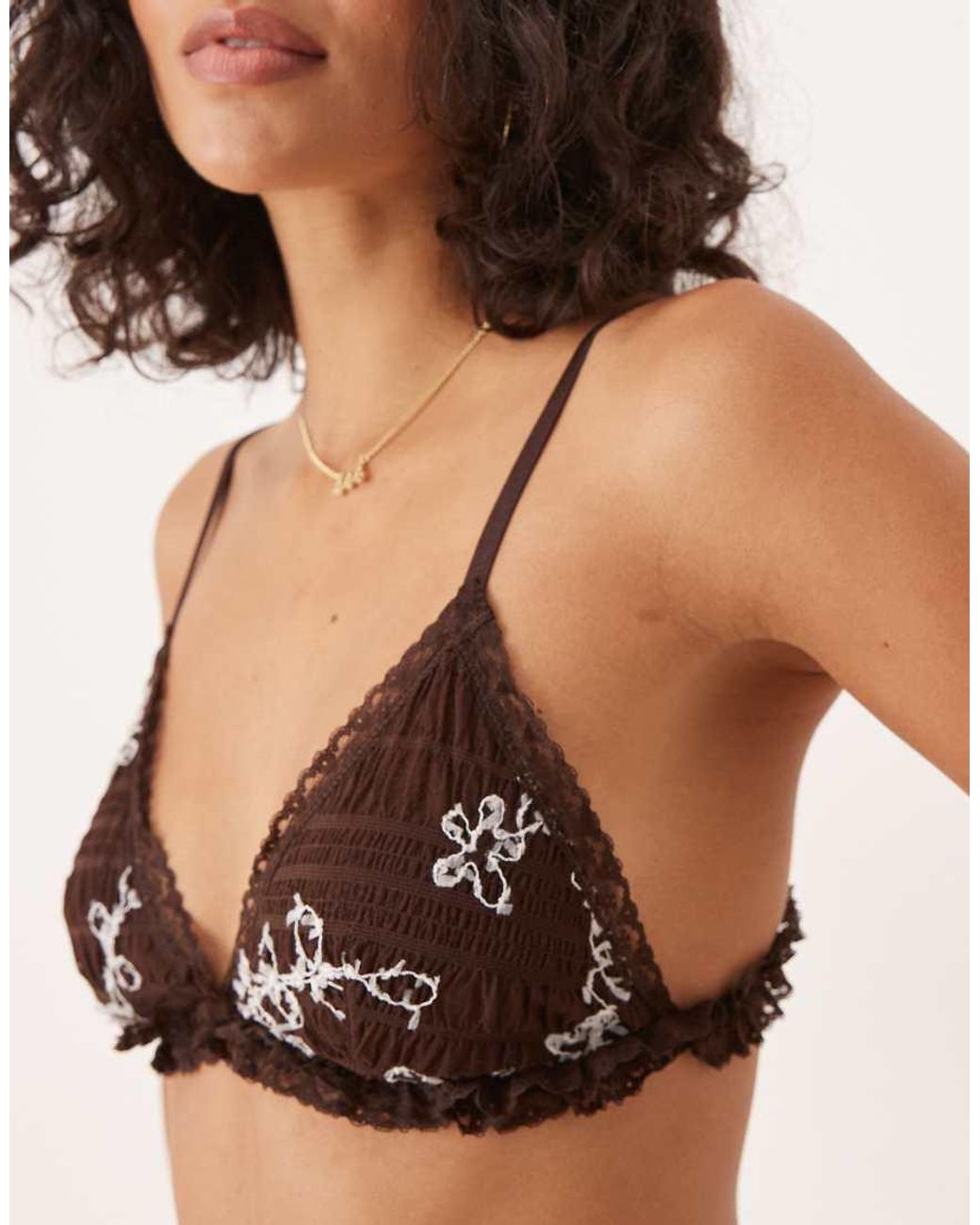 ASOS Gia in het Brown