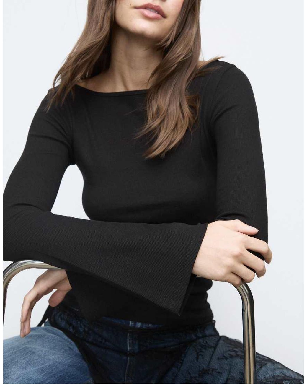 Stradivarius Black Basic Bell Sleeve T-shirt