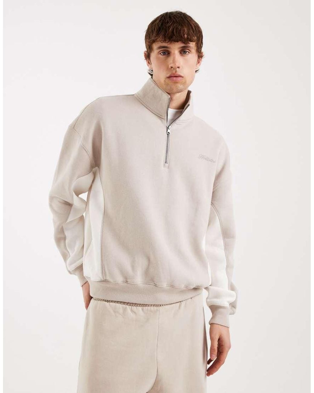 Hollister Natural Boxy 1/4 Zip Sweatshirt for men