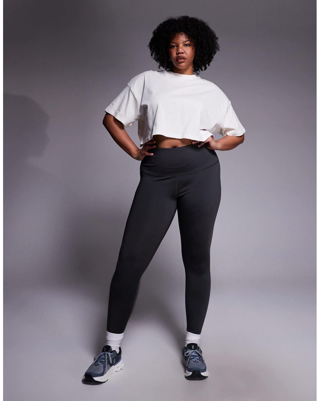 4505 White Curve Icon Heavyweight Cotton Cropped T-shirt With Quick Dry Finish