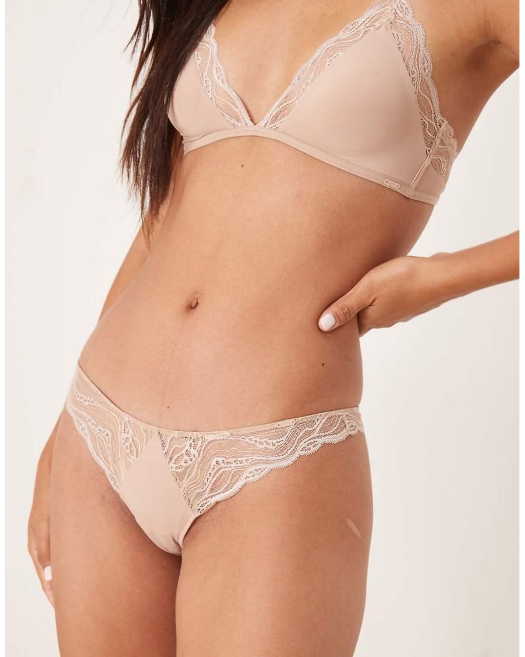 Calvin Klein Natural Sensual Stretch Lace Thong