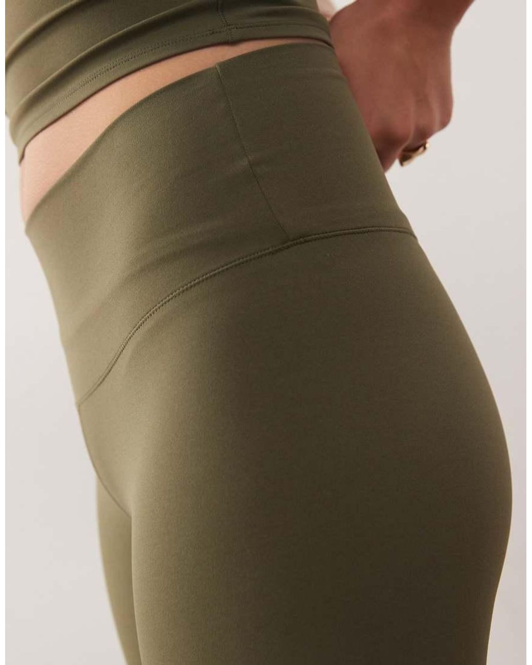 Weekday Natural Mix And Match Yoga Seamless Stretch leggings