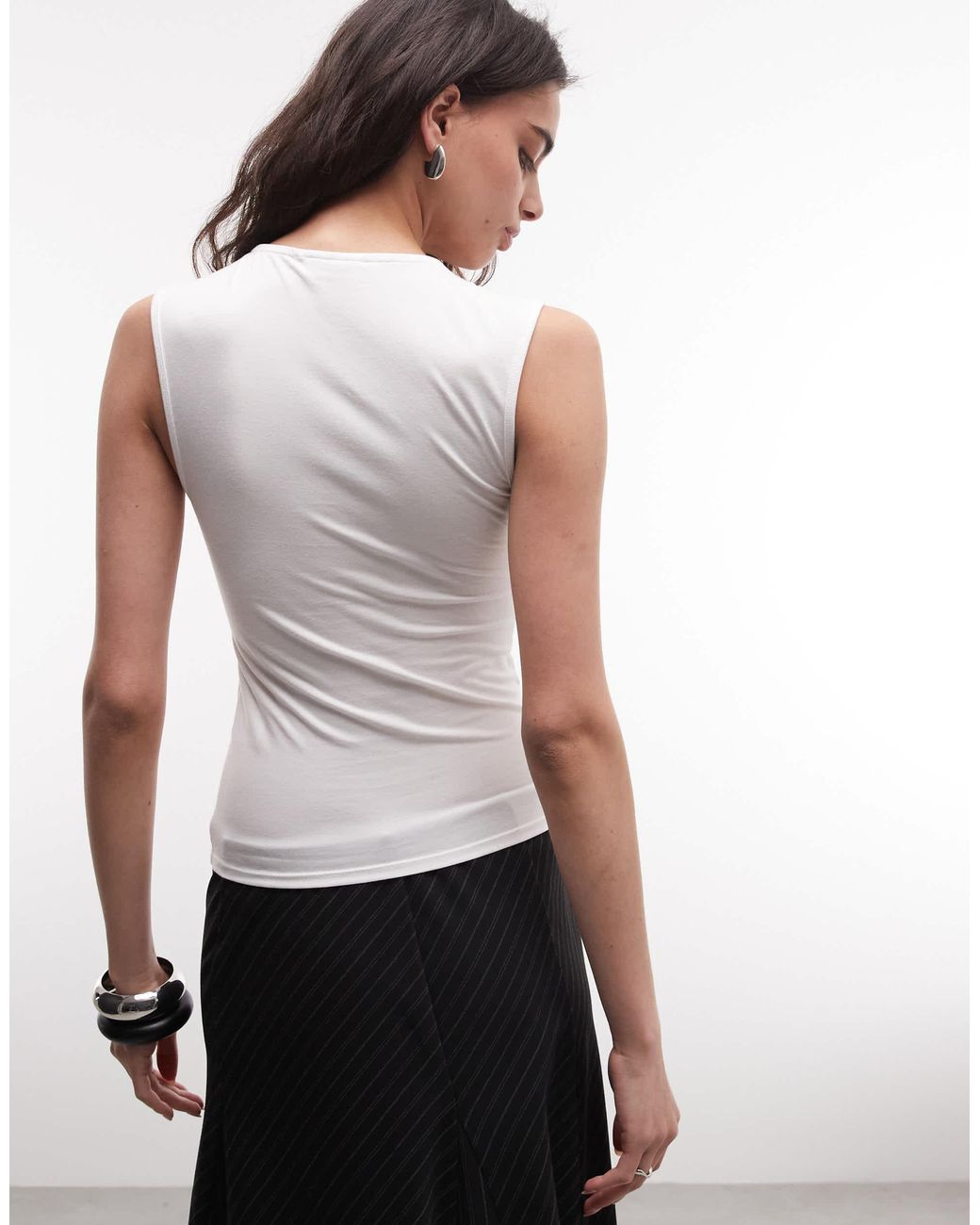 Top à décolleté plongeant Weekday en coloris White