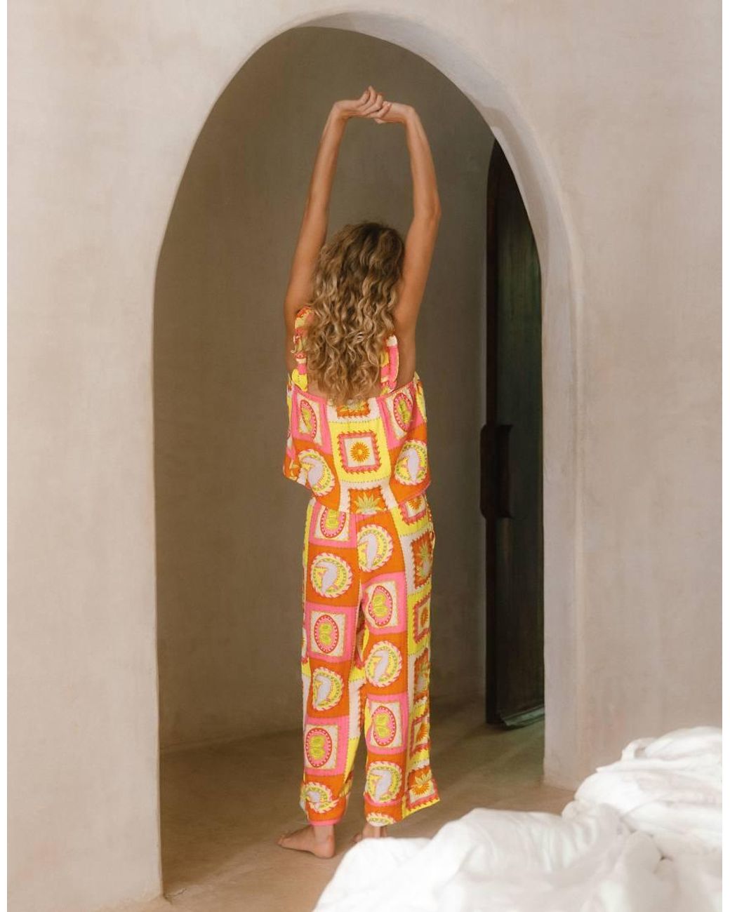 Chelsea Peers Multicolor Tropical Grid Print Cheesecloth Cami Top And Long Pants Sleepwear Set
