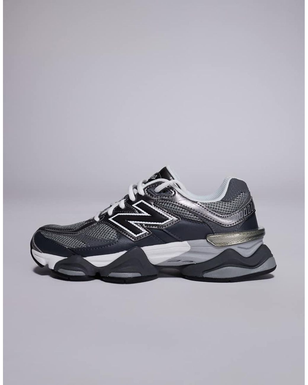 New Balance Metallic 9060 Trainers