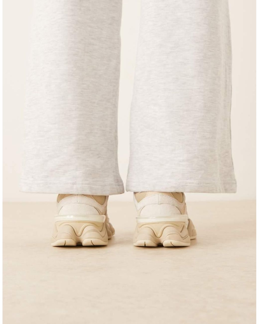 New Balance Natural 9060 Unisex Trainers