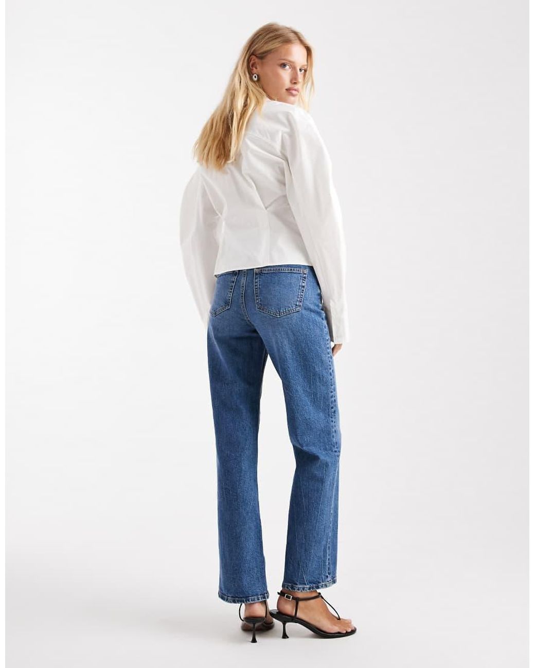 Vaqueros Azul Medio Auténtico Elásticos De Pernera Recta Cómoda De ASOS de color Blue