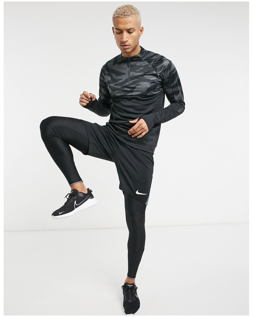 Nike Therma Shield 1/4 Zip Top in Black for Men | Lyst UK