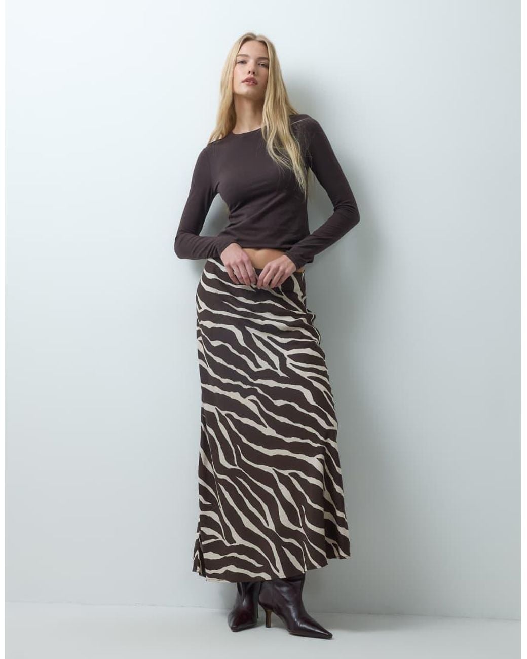 Vero Moda Gray Mid Rise Satin Maxi Skirt