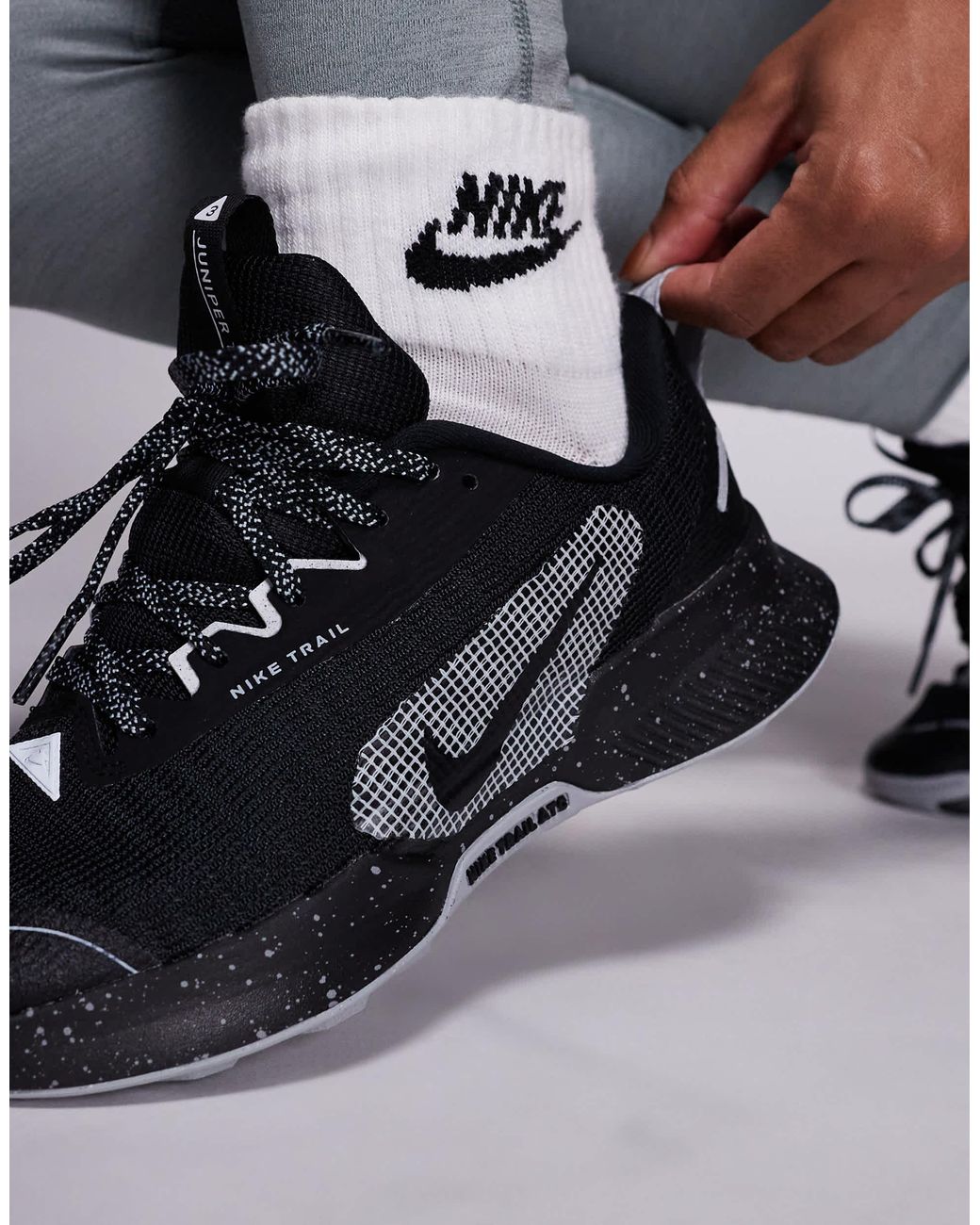 Nike White – juniper trail 3 – sneaker