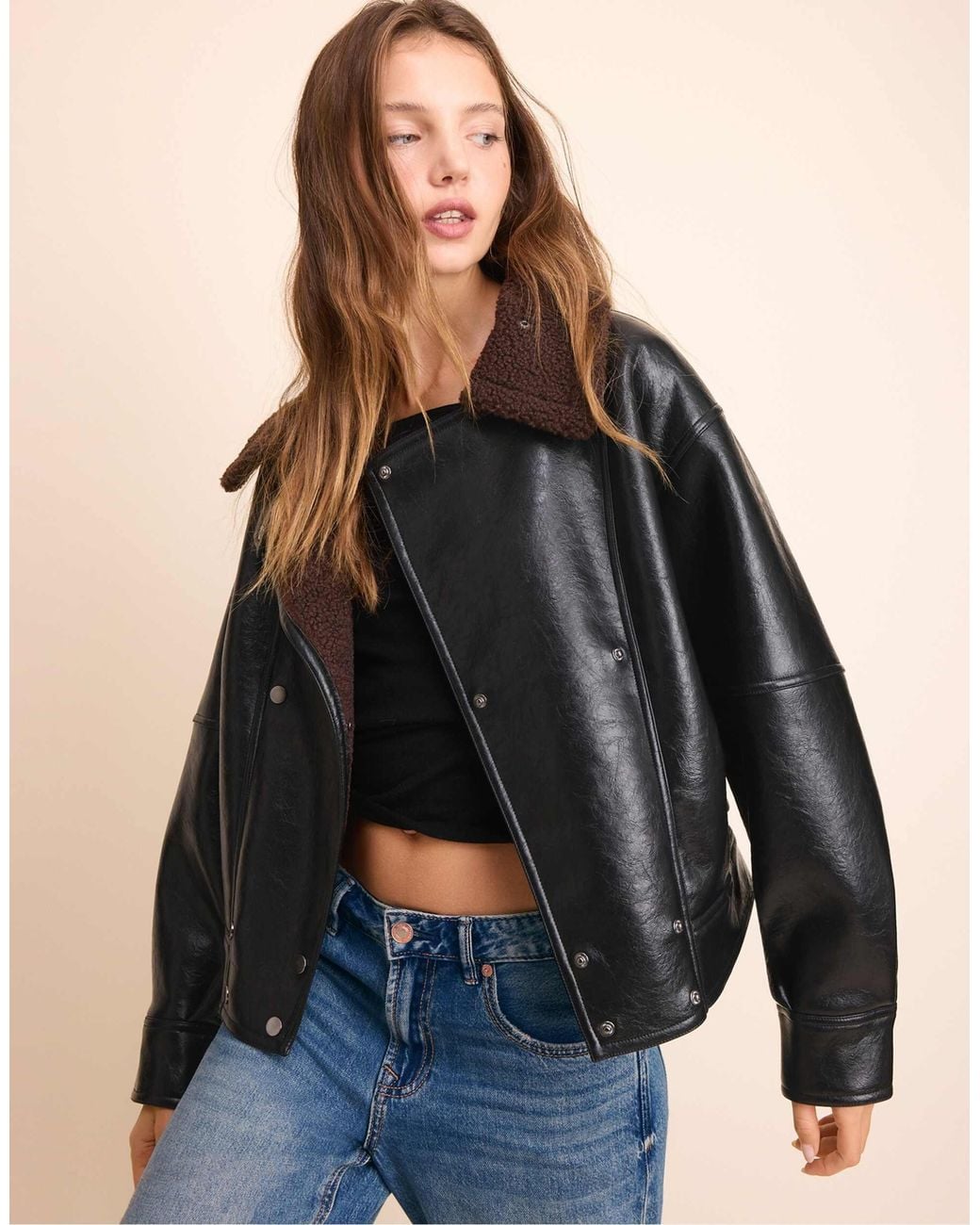 Veste double face e Stradivarius en coloris Blue