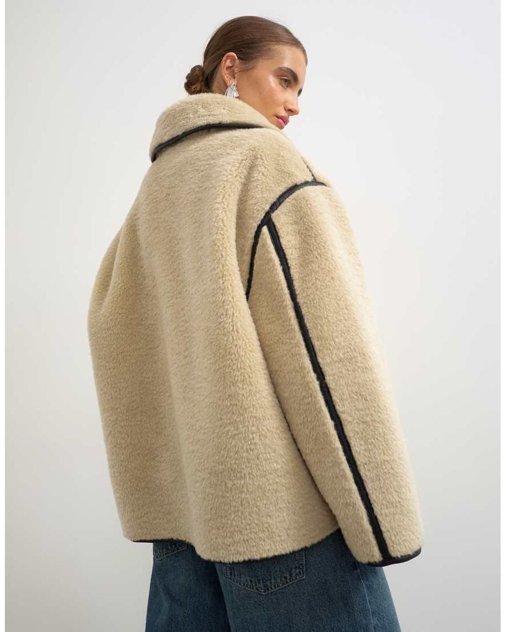 TOPSHOP Natural Throw On Shearling Fleece