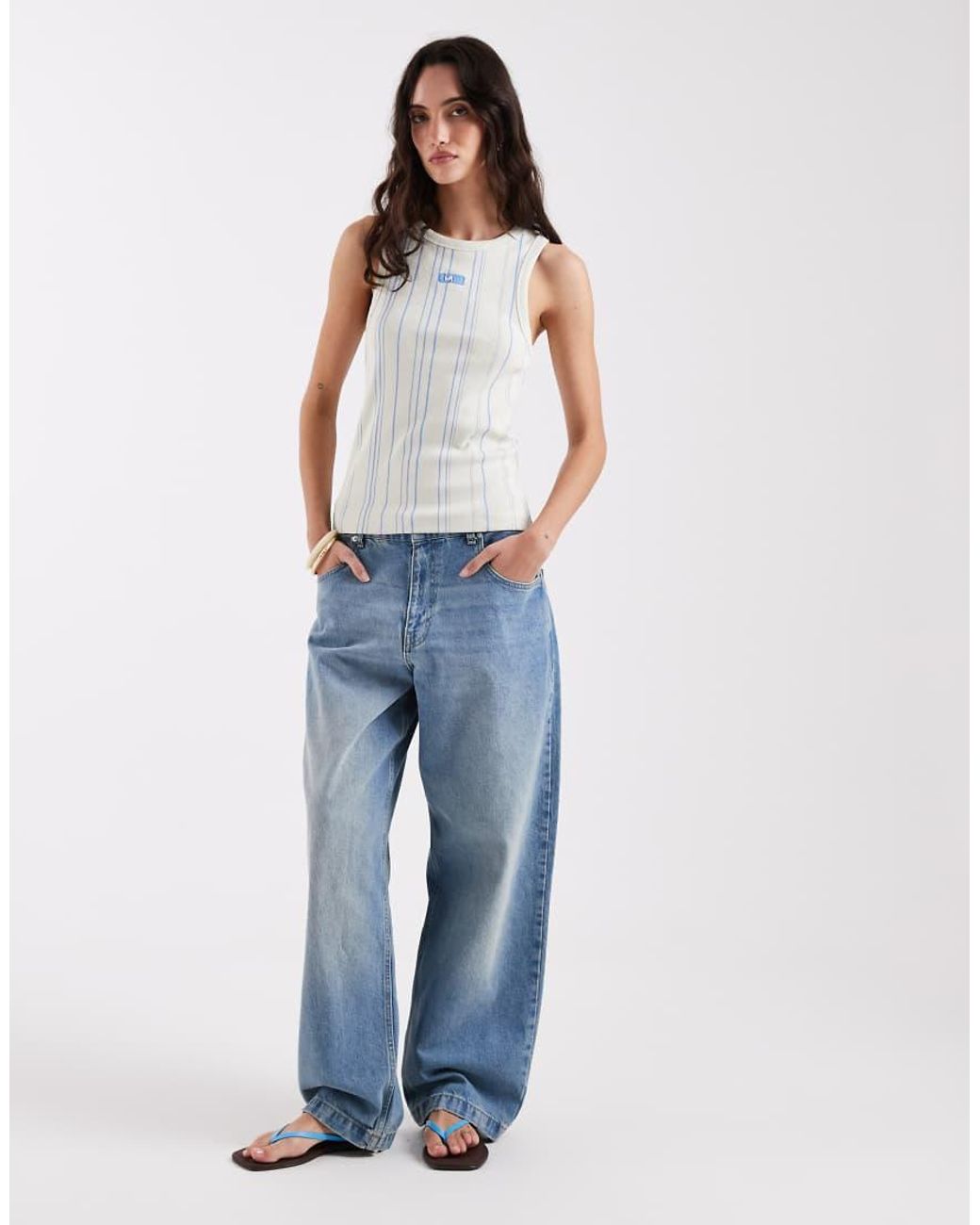 laagam White Embroidered Tank