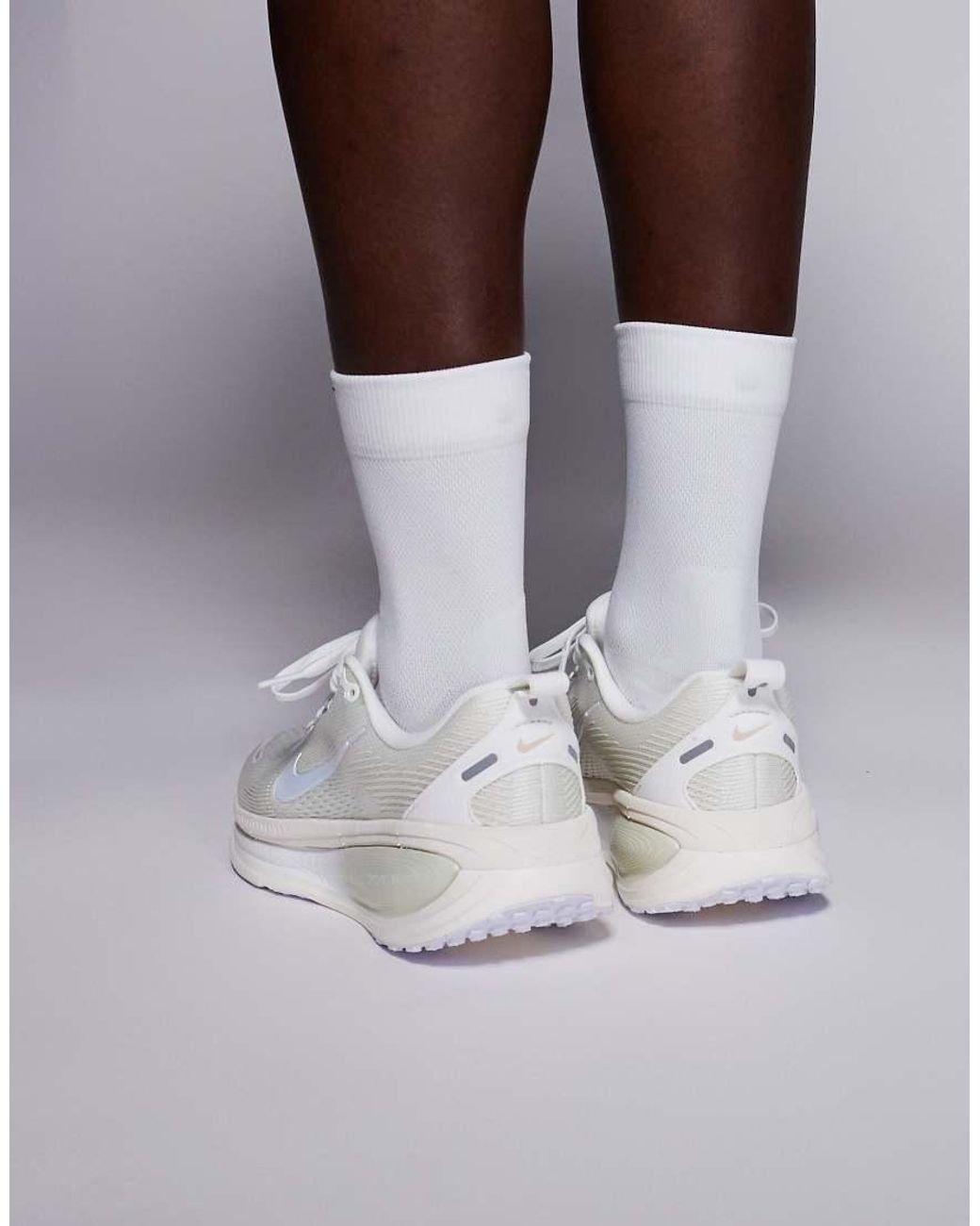 Nike Gray Vomero 18 Trainers