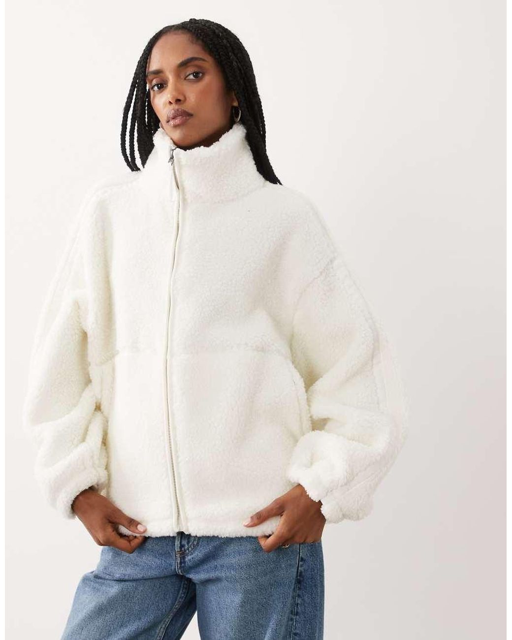 Trail di Cotton On in White