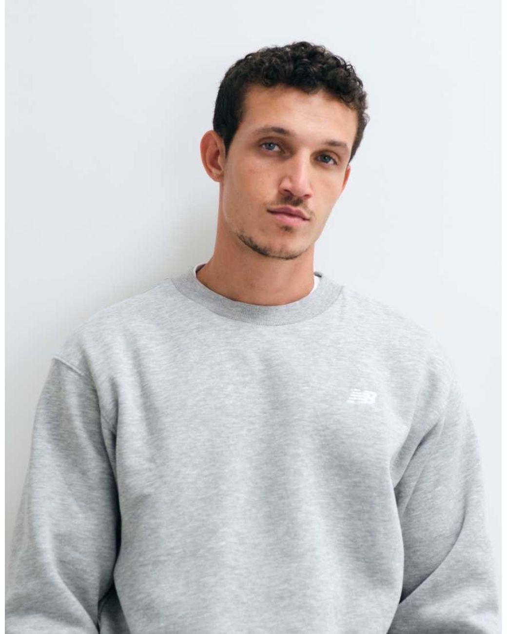 New Balance Gray Essential Fleece Sweatshirt for men