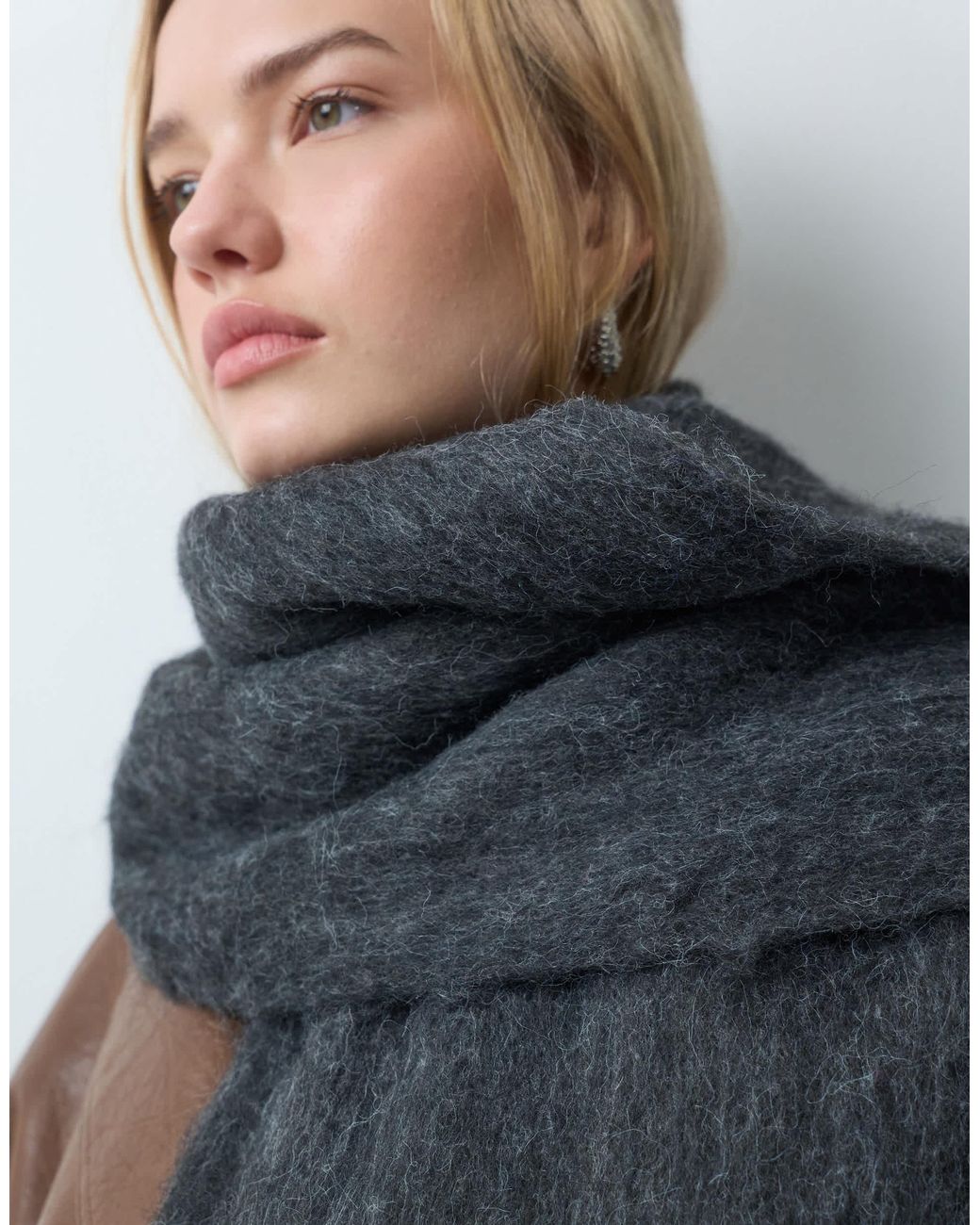 Écharpe oversize en anthracite Threadbare en coloris Blue