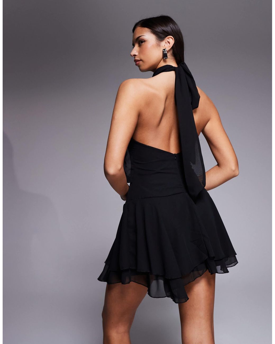 Fashionkilla Black – kurzes, exklusives neckholder-kleid aus chiffon