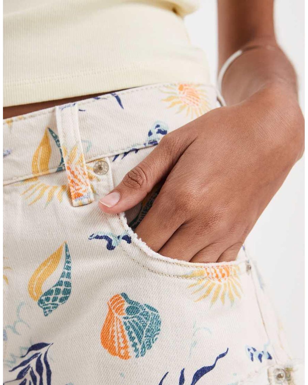 Free People White Cali Cuffed Printed Short