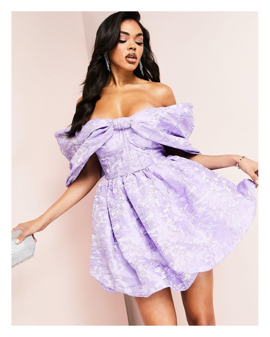 Robe corset courte en jacquard avec ourlet style boule et encolure