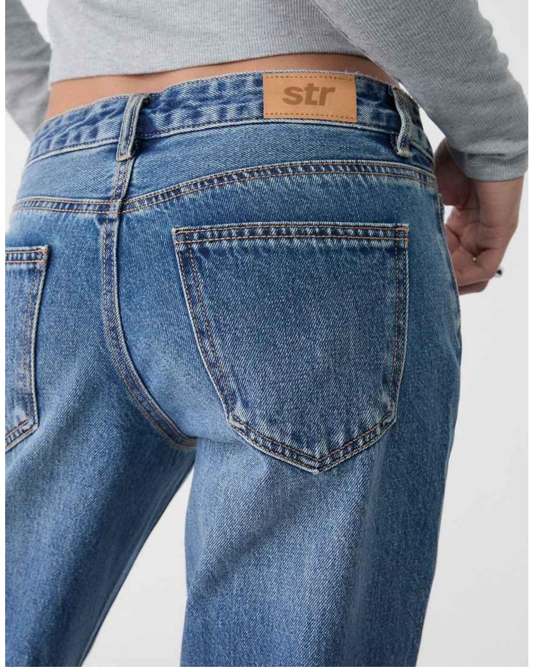 Stradivarius Str in het Blue