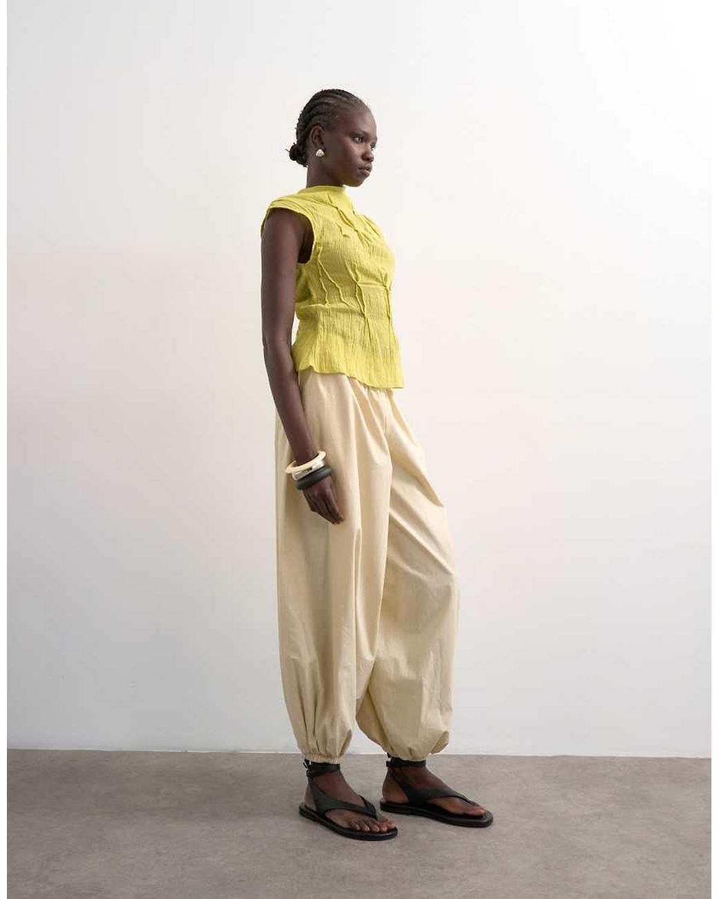 TOPSHOP Yellow Sleeveless Pin Tuck Crinkle Top
