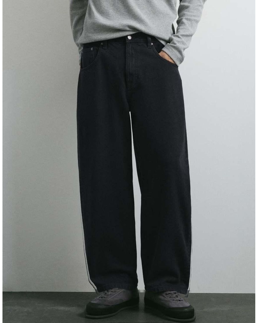 Pull&Bear Gray Barrel Jeans for men
