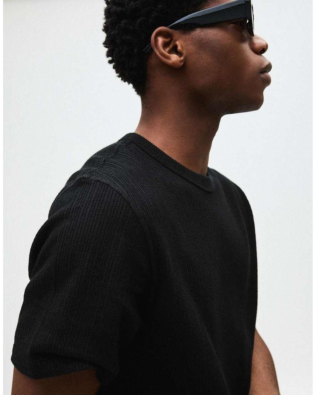 Bershka Black Textured Short Sleeve T-shirt for men