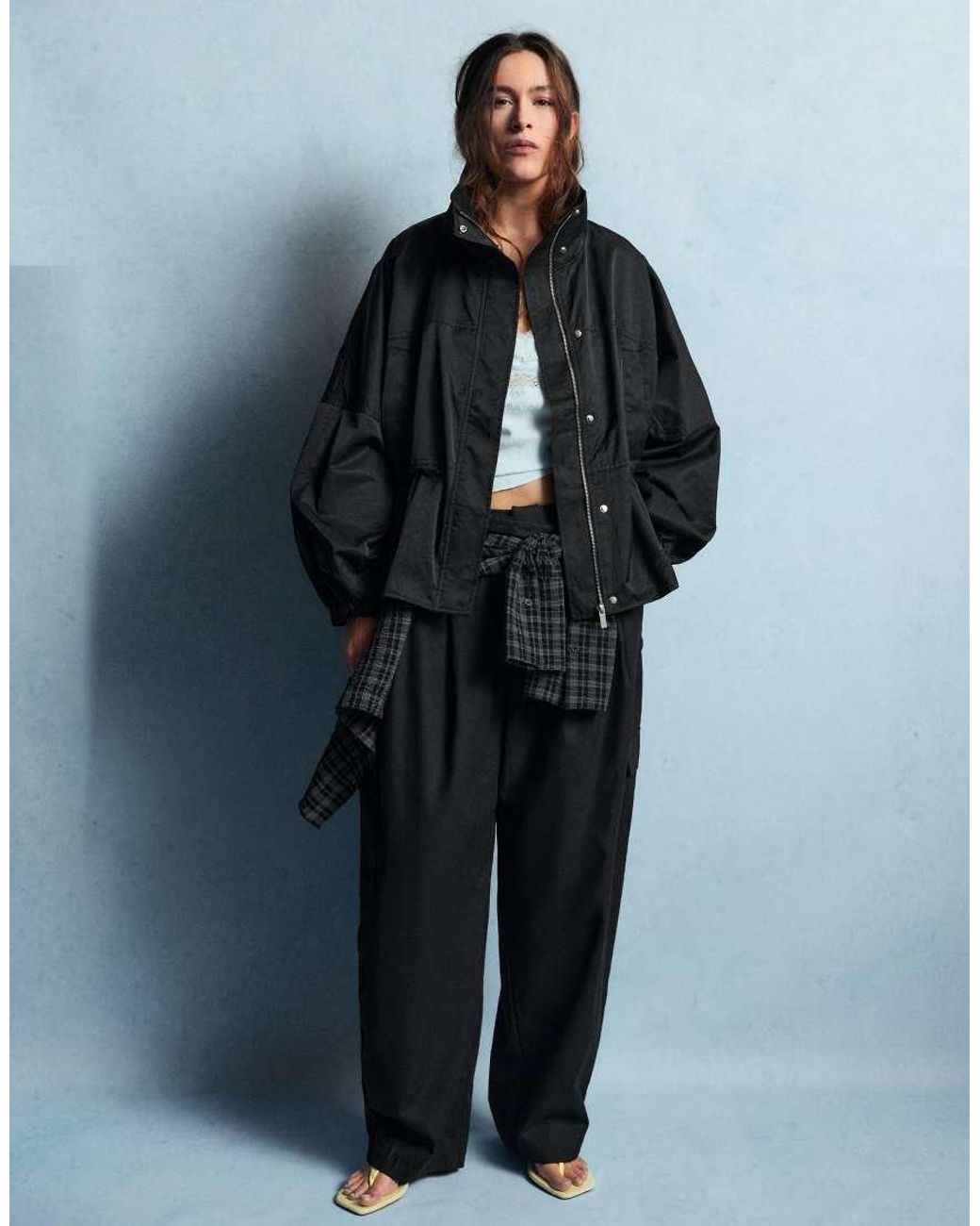 Pull&Bear Black Drawstring Funnel Neck Waist Jacket