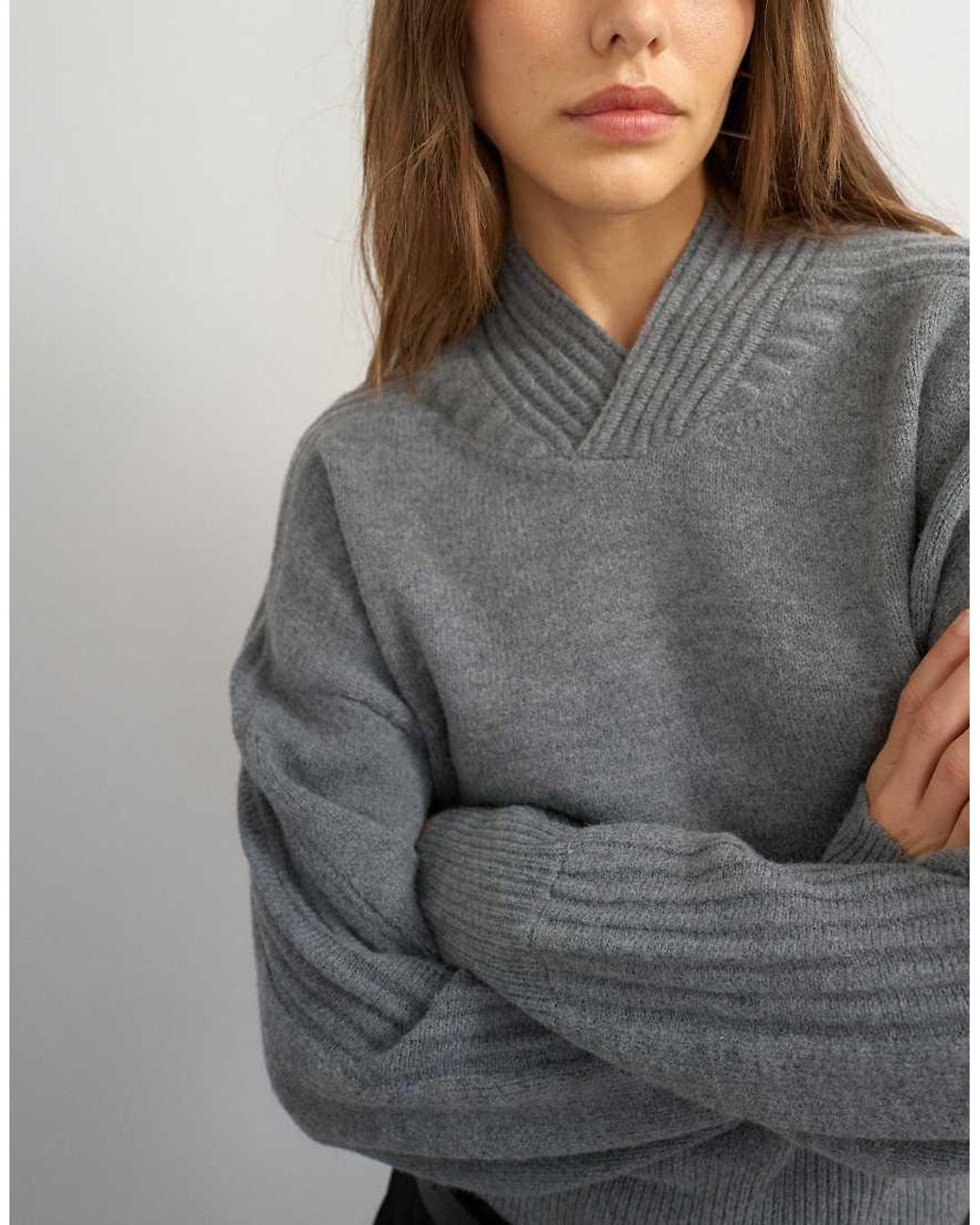TOPSHOP Gray Knitted High V Ottoman Stitch Jumper