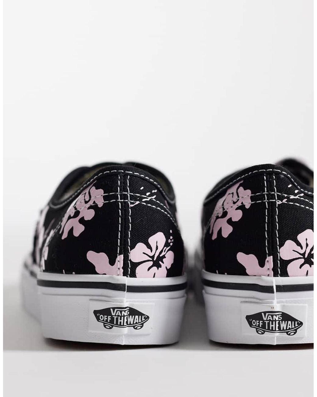 Authentic di Vans in Black