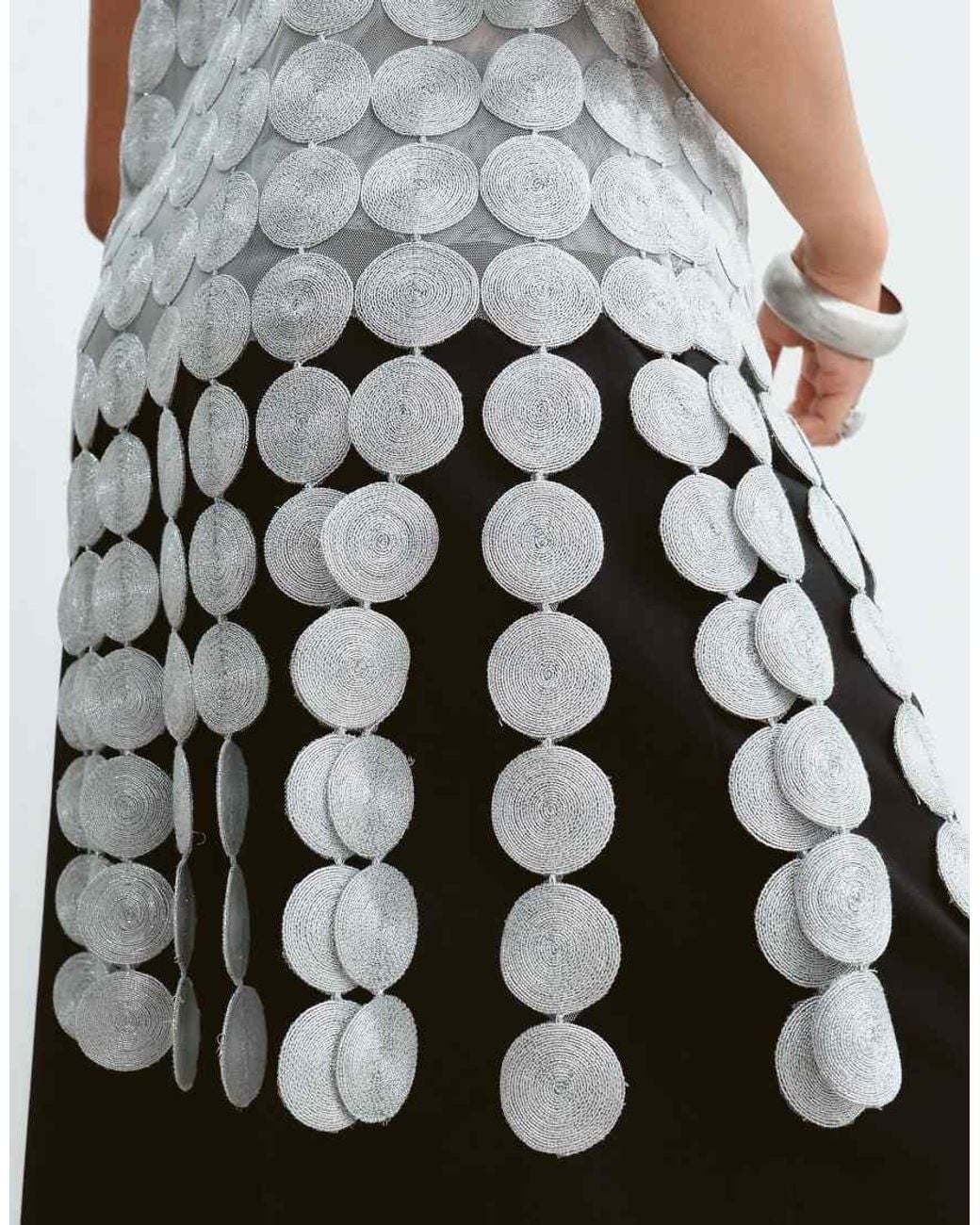 ARRANGE White Curve Metallic Embroidered Circle Fringe Hem Top