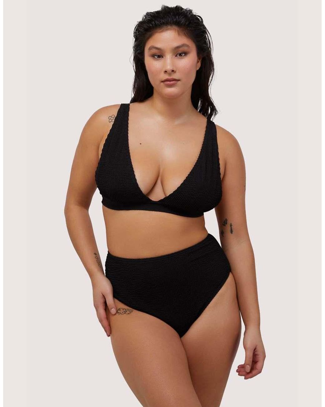 Wolf & Whistle Black Textured Non Wired Plunge Bikini Top