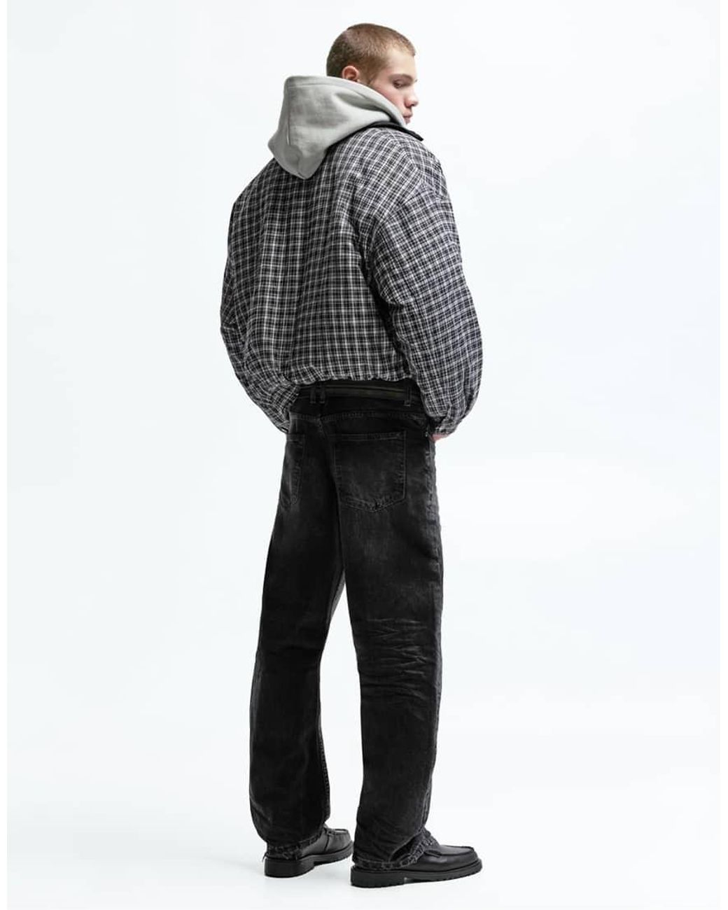 Jeans Ampi A Vita Bassa Nero Sbiadito di Pull&Bear in Black da Uomo