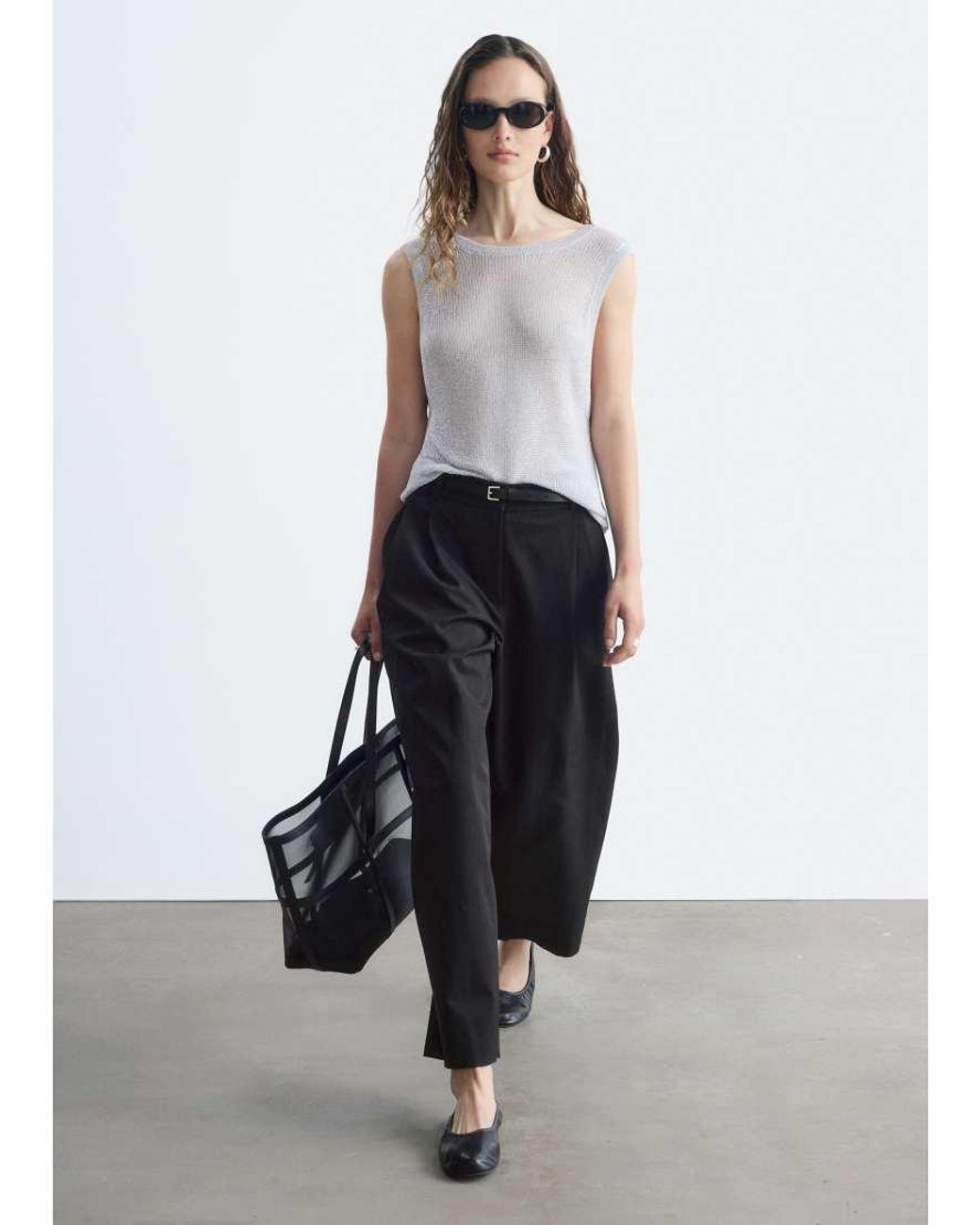 & Other Stories White Wide Leg Balloon Shape Pants With Front Pleats