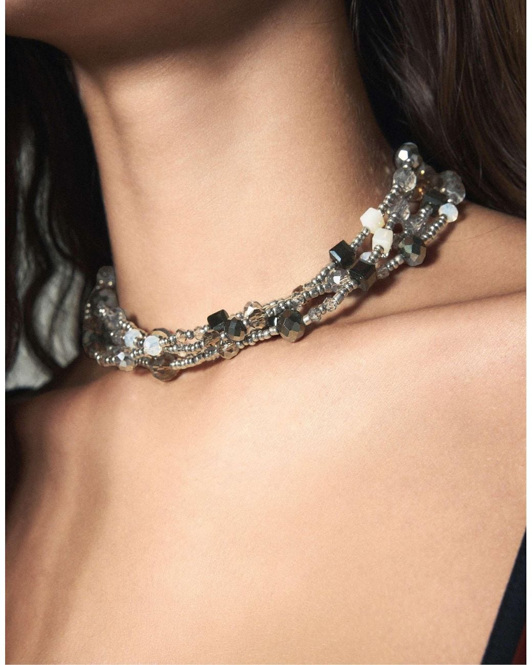 Collier ras Stradivarius en coloris Gray
